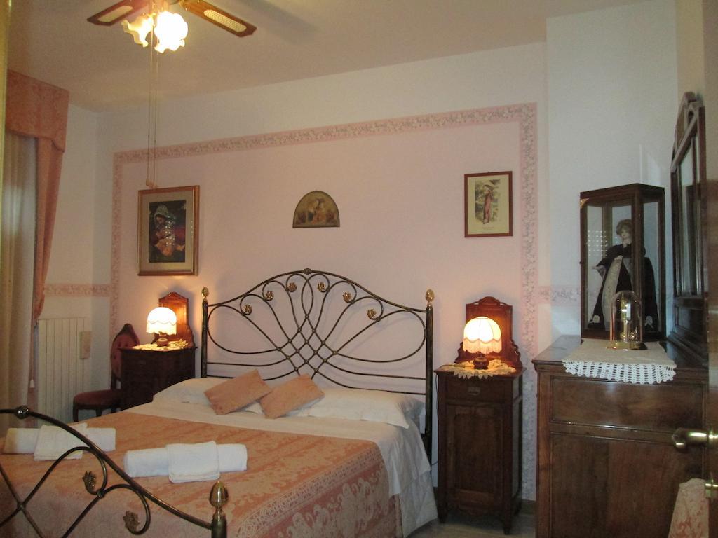 B&B Le Begonie Асколі-Пічено Номер фото